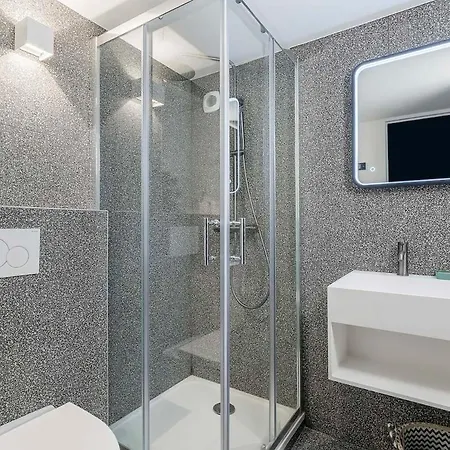 Meissonier 3 - 1 Bedroom - De *